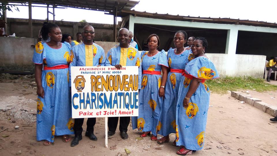 Entrée pastorale 2019 Renouveau charismatique de St Marc Le Noyau.jpg Entrée pastorale 2019 Renouveau charismatique de St Marc Le Noyau.jpg
